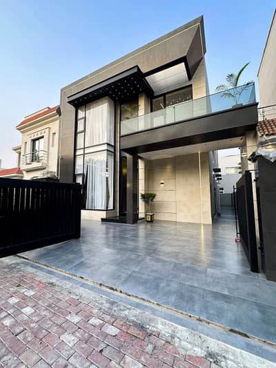 Mumtaz City 10 Marla House For Sale