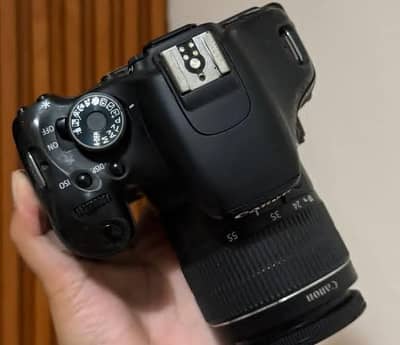 Canon 600d Dslr camera with 18 55 lens