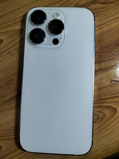 Iphone 14 pro silver 100 health
