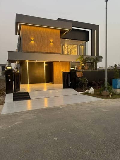 1 Kanal House For Sale In Top City