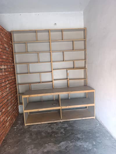 4racks for sale and 2showcase