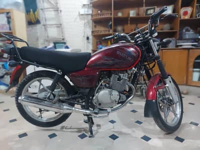 Suzuki gs 150 se  2017