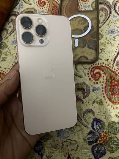 Apple iPhone 16 Pro Max