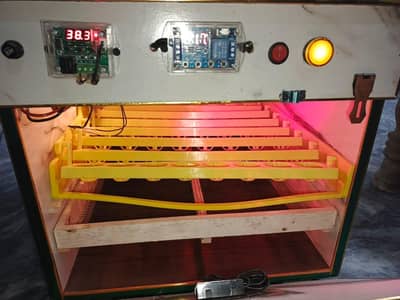 eggs hatching incubator in good condition