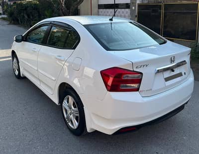 Honda City 2018 Model Total Genuine condition