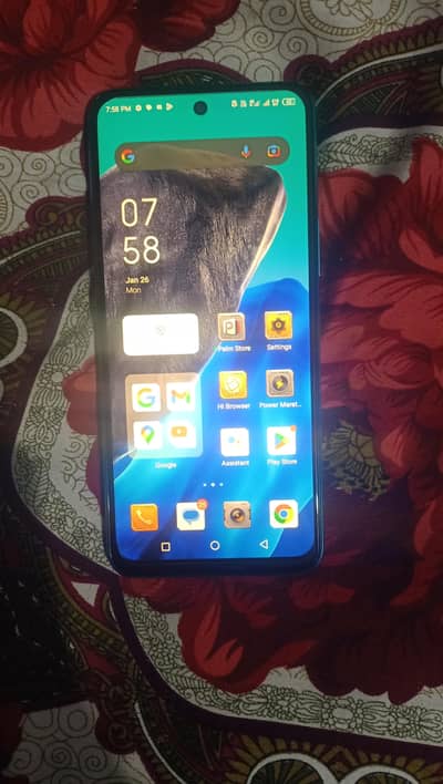 Infinix hot 12 10by10 condition6+ 128 box charger sath hai
