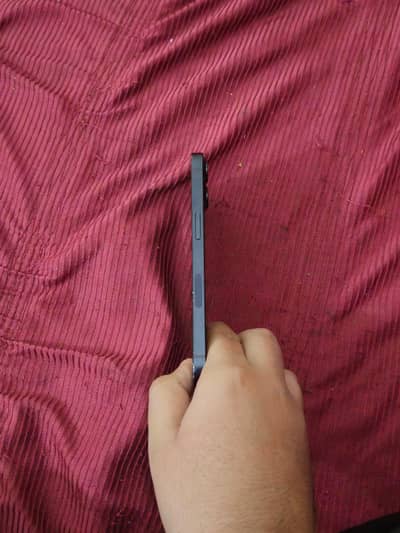 iphone 13 (non PTA , JV)