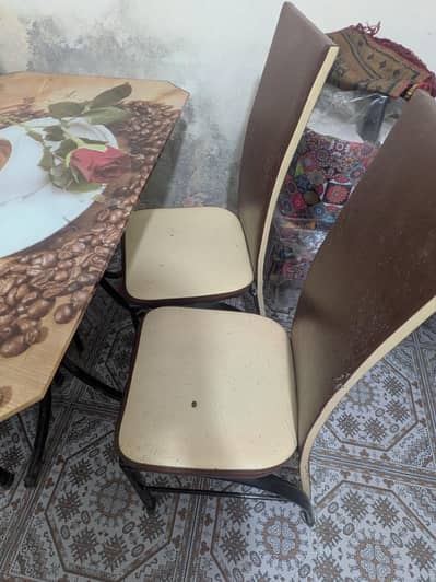 4 chair dining table