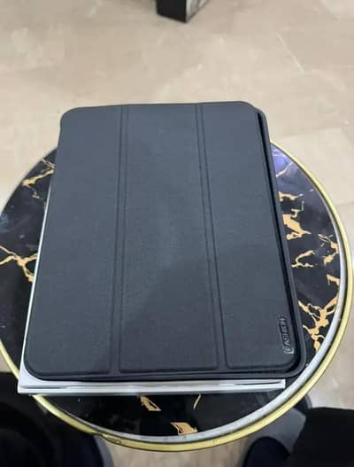 iPad 11th Generation (A16) 256GB With Full Box