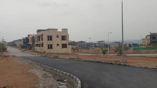 5 Marla Boulevard Facing Plot | 60 Ft Road | Top Heighted Location | Rose Garden Zone 1 | Possession & Utilities Paid