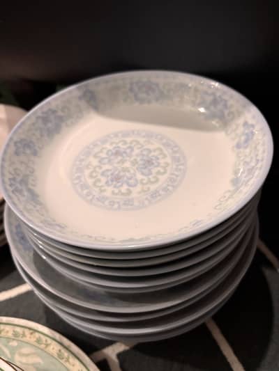 Selling crockery items due to shifting