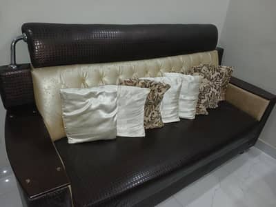 7 Seater Sofa for sale - Used
