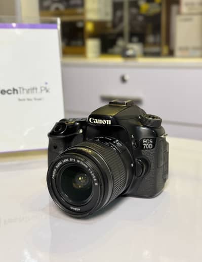 Canon Eos 70D With 18-55 Kit Lens