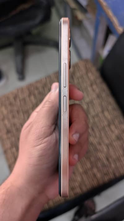 Vivo Y17s 128GB 4+4GB RAM