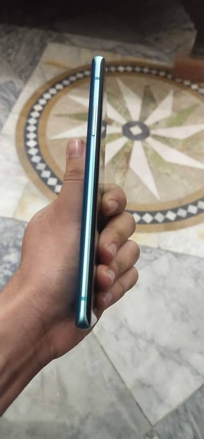 6 line ha back change ha axhi wali ha