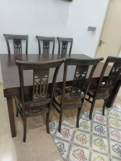 Dining for 6 persons good size