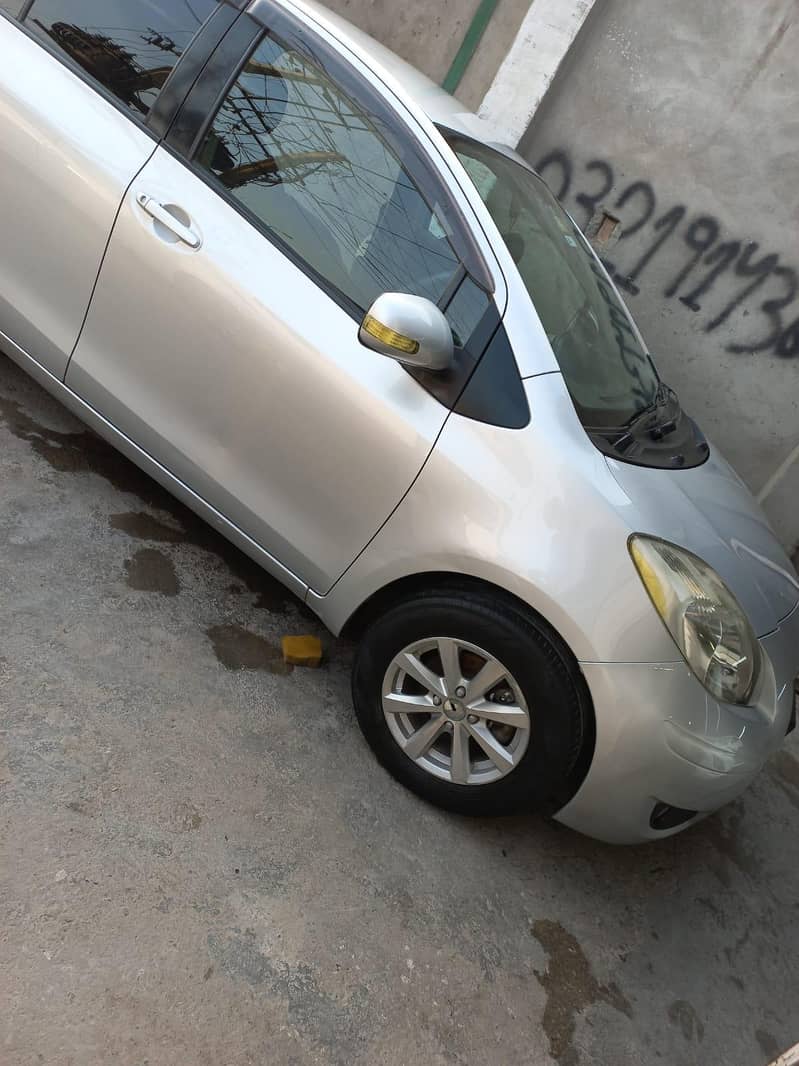 vitz 1.3cc 11