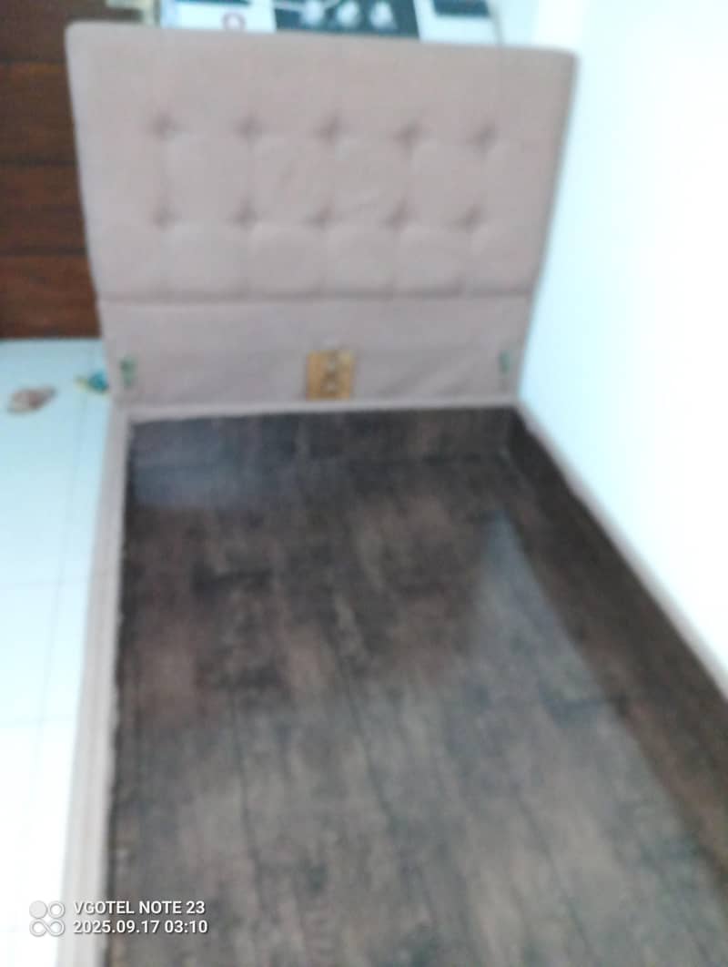 dubble single bed 1