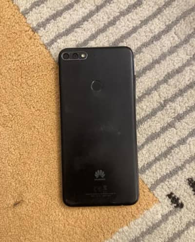 Y7 prime 2018 PTA bord