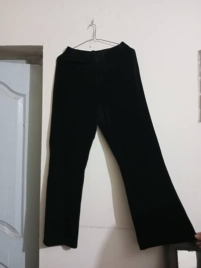 Valvet jet black trouser