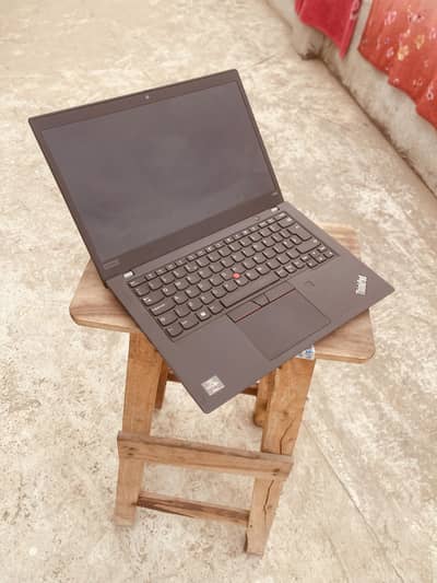 Lenovo Ryzen 5 pro 2Gb Redeon Vega8 Gaming Graphics Card