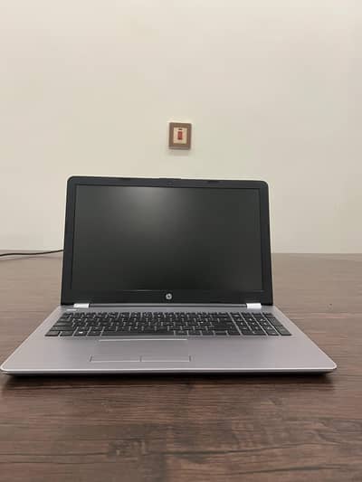 HP 250 g6 Notebook i5 7gen laptop