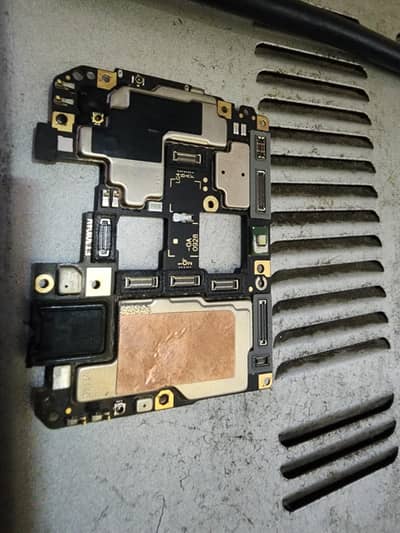 vivo s1 pro pta approved . 8.128 gb onlyy board