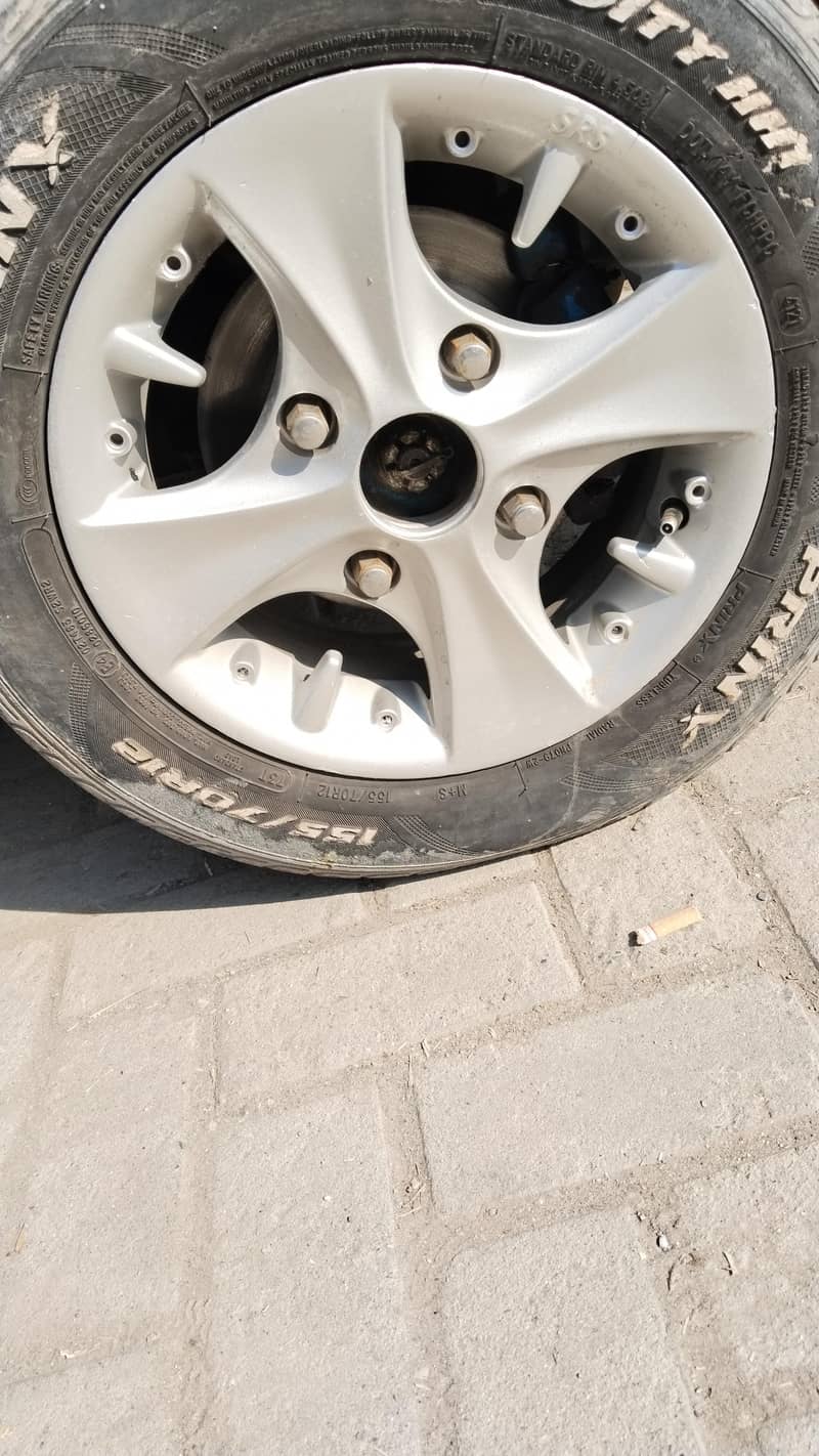 mehran 2012 model 10