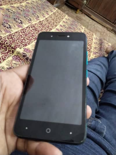 Itel 2GB 32GB