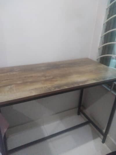 Computer Table and Chair