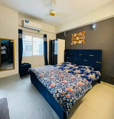 Daily basis Short Time flats available bahria twon