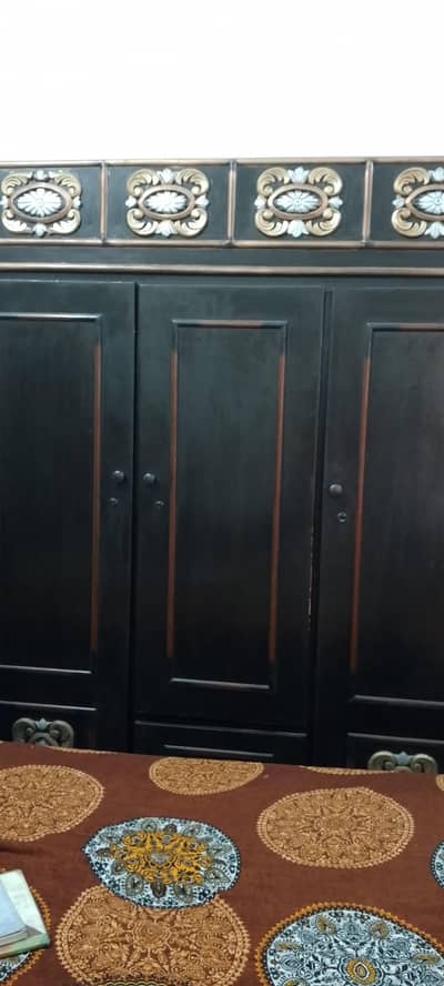 wooden 3 door cupboard