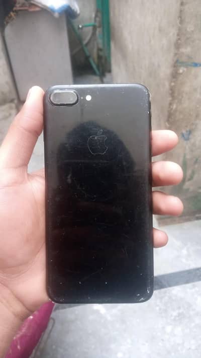 iphone 7+ all okay 128 gb