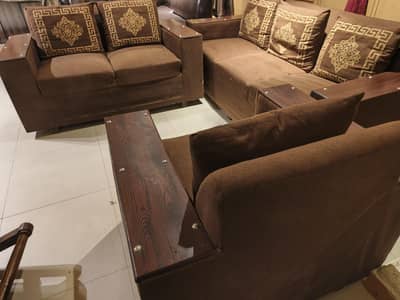 slightly used sofa set