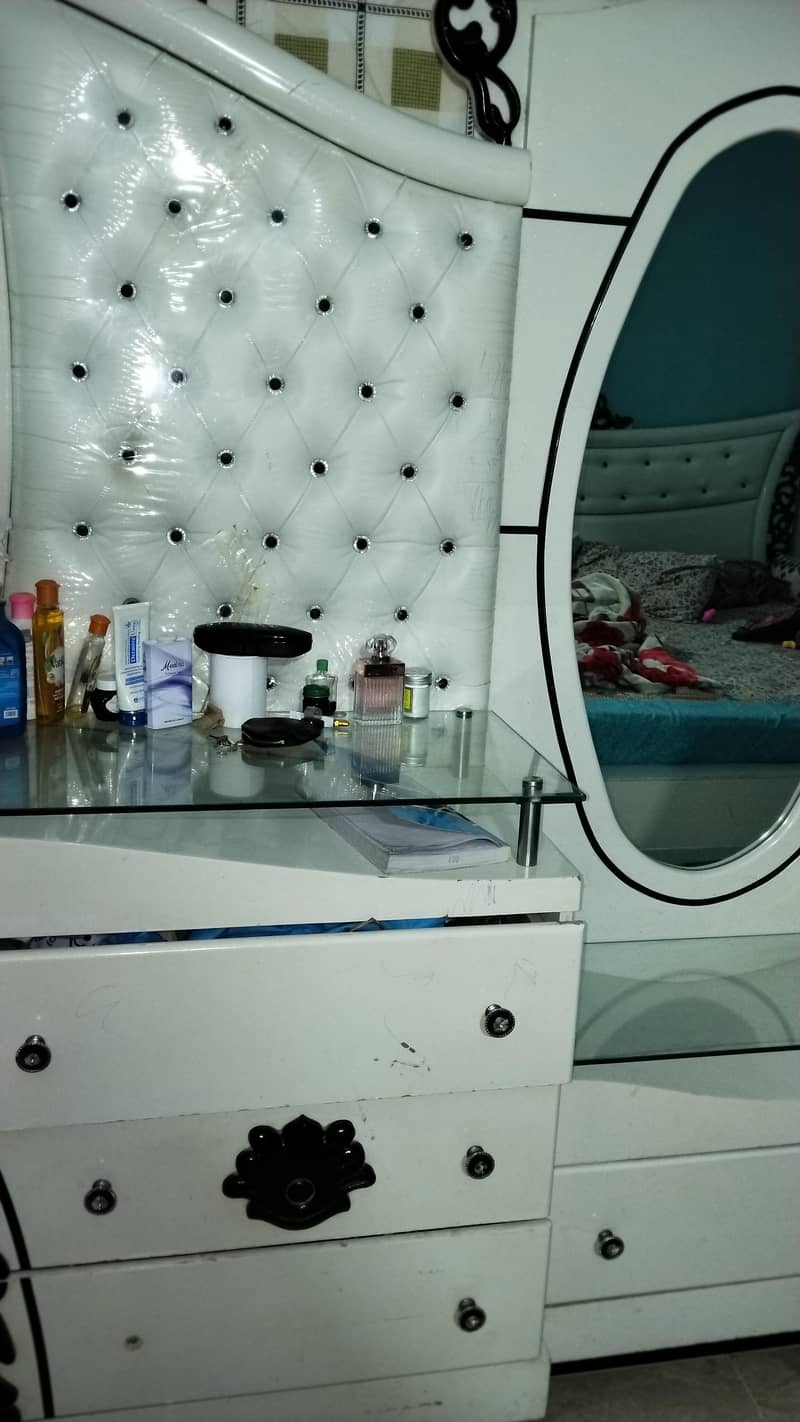 Devider Dressing Sofa 4