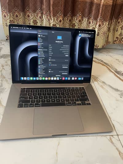 MacBook Pro 2019 32GB 512GB