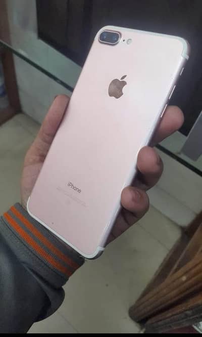 iPhone 7 plus 128 GB PTA approved my WhatsApp 0342. . . . 2674. . . 914