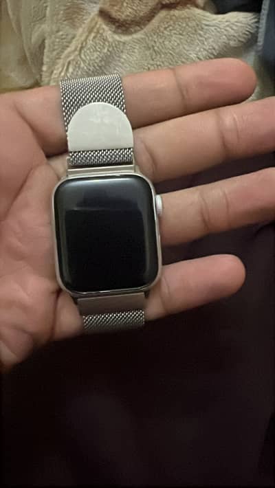 Apple SE Second Generation! (40mm)