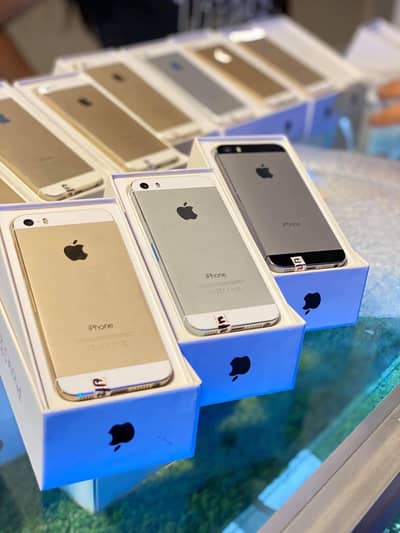iPhone 5s PTA Approved 64GB Jo Colour Chahye Mill Jaega