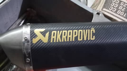 Akrapovic
