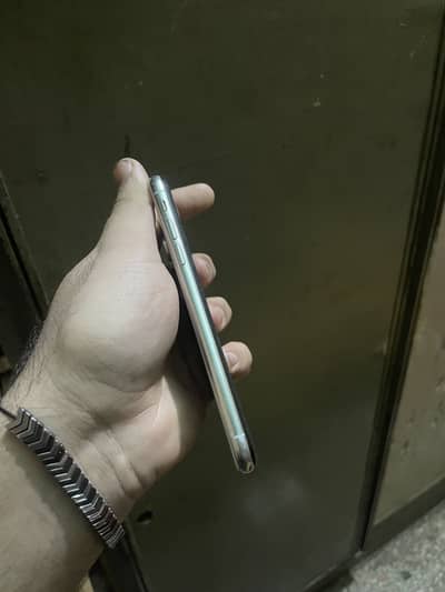 Iphone x 64 gb pta approved