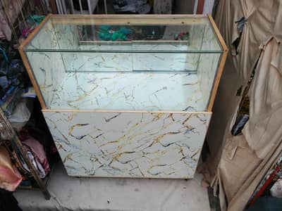 Mobile Accessories Counter