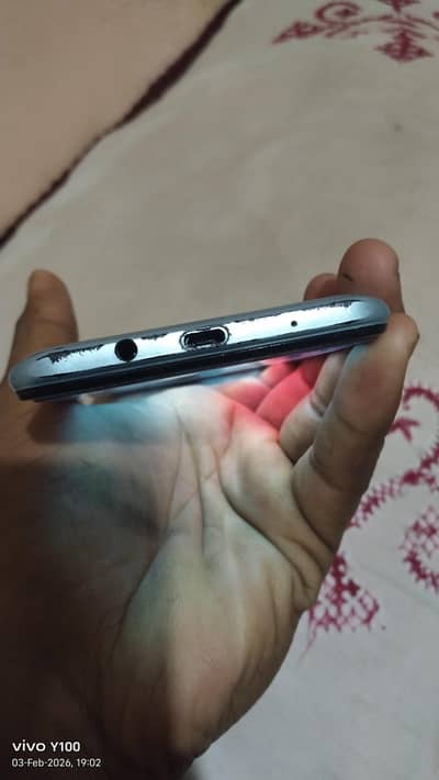 infinix hot 10 play 10 by 8 condition box and charger available b kara