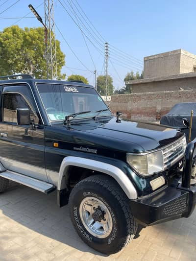 three Door prado for sell