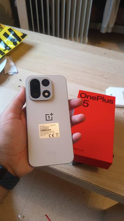 OnePlus 15 16/512