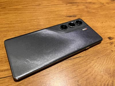 Camon 40 Pro (8+256)