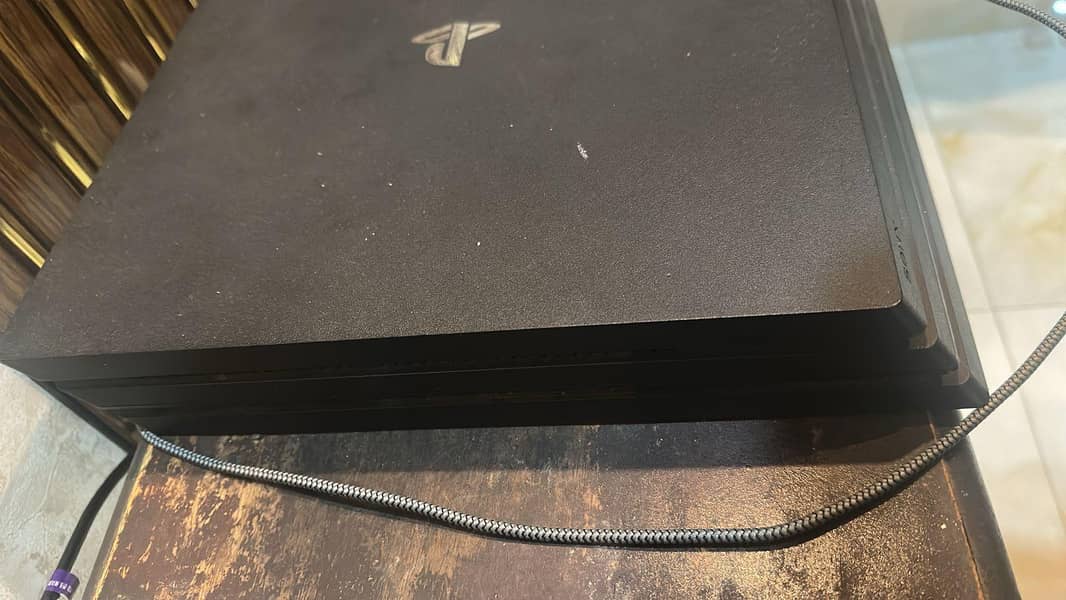 PS4 pro 1