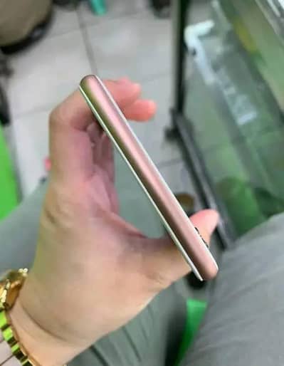 iphone 7 plus 128 GB my WhatsApp number 03 20 24 100 47