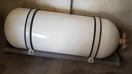 Cng Cylinder with brackets and Complete kit