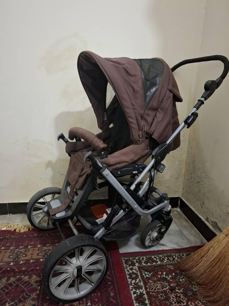 Imported Pram 0